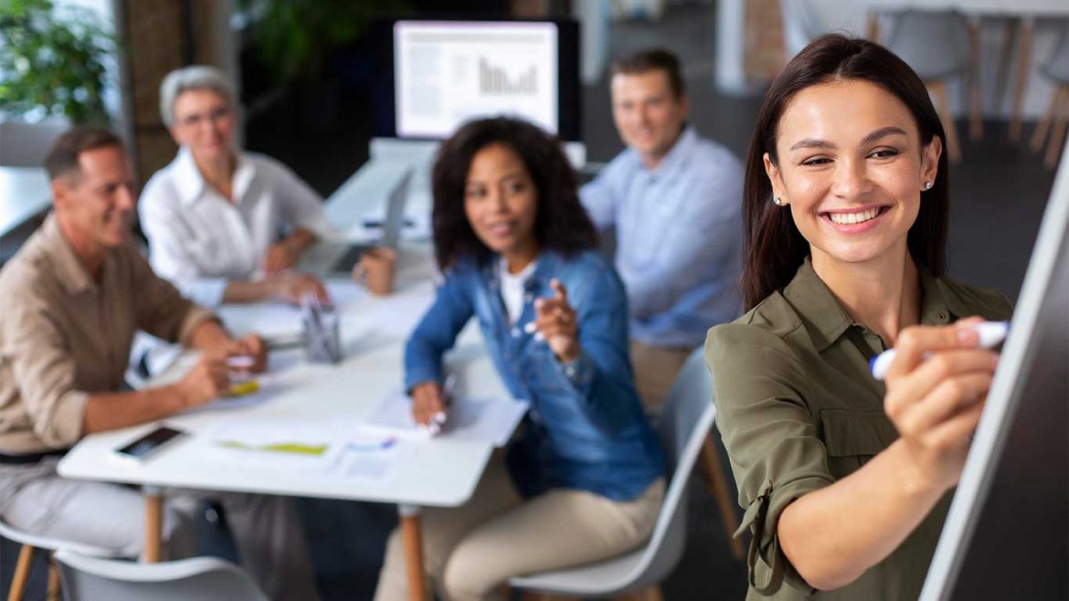 Diferença entre Estratégia e Ferramenta de Recrutamento e Seleção