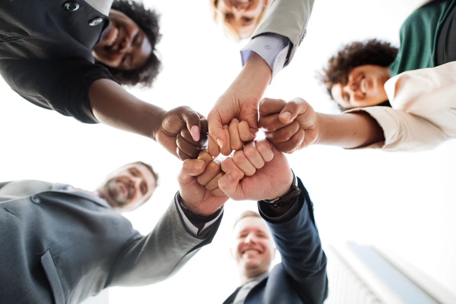 equipe 7 Atitudes para ser um líder que inspira o seu time